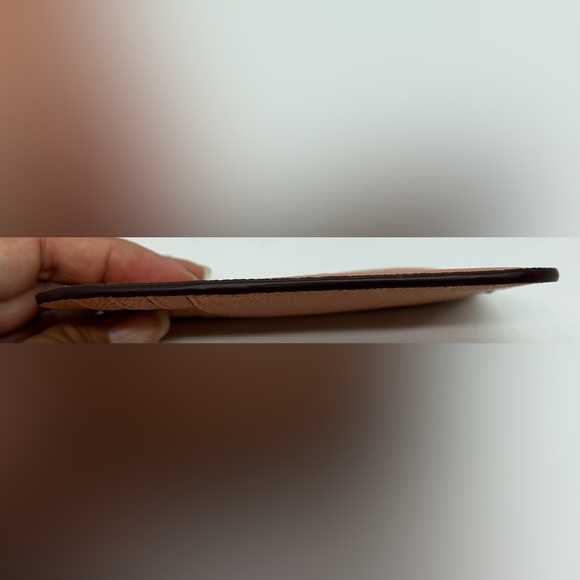 Coach Zip Card Case in Faded Blush, EUC. - Picture 4 of 6